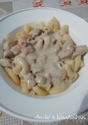 Tejfölös-mustáros sertéslapocka 🌺 recept fotója