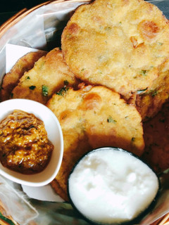 मक्की मसाला पूरी (makki masala puri recipe in Hindi) रेसिपी मुख्य फोटो