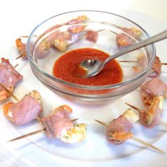 Bacon Wrapped Shrimp khebạbs A picture of Bacon Wrapped Shrimp khebạbs.