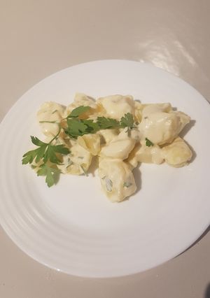 Una foto de 🥔Patatas con falso ali oli🫙🥚🧄