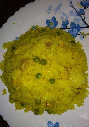 A picture of Basonti pullav.
