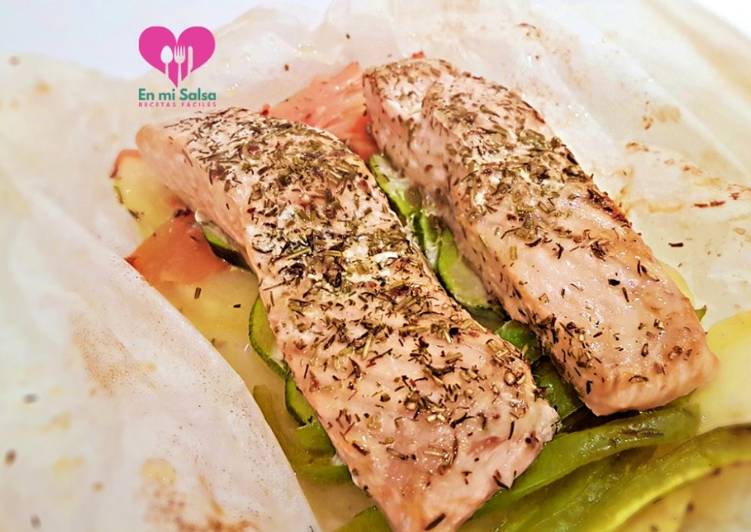 Salmón en Papillote al horno con Patatas y Verduras Receta de Belén "En