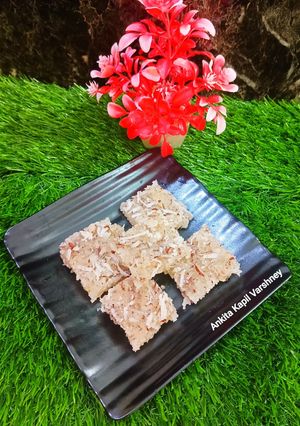 A picture of Coconut Burfi.