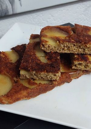 Una foto de Torta de manzana y avena