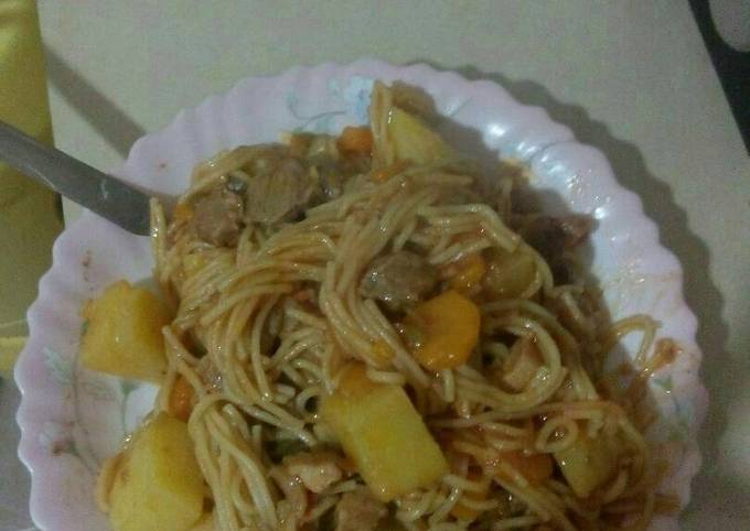 Stir fried spaghetti