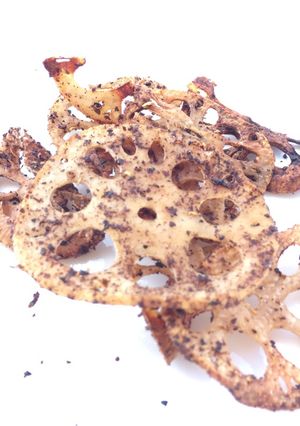 A picture of Baked Lotus Root With Sichuan Peppercorns.