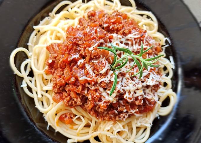 Cách Làm Món Mì Ý Sốt Bò Băm (Spaghetti Bolognese) Của Roxy Phuong - Cookpad