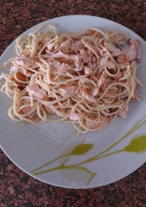 Una foto de Spaghetti al salmone