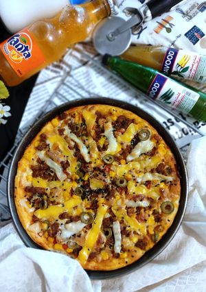 عکسی از دستور پیتزا مرغ و گوشت solmaz