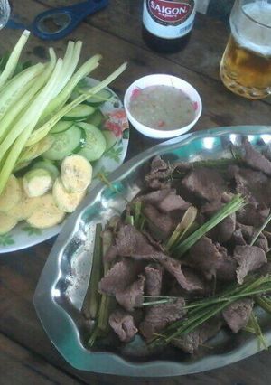 Hình của món Trâu luộc mẻ.