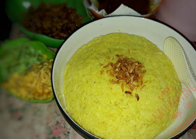 Resep Nasi Kuning Magic Com, Enak