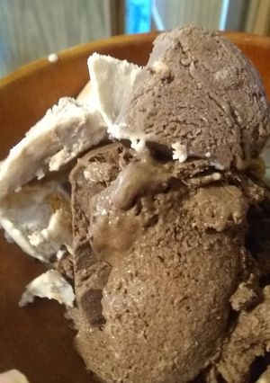 A picture of Coconut milk ice cream.