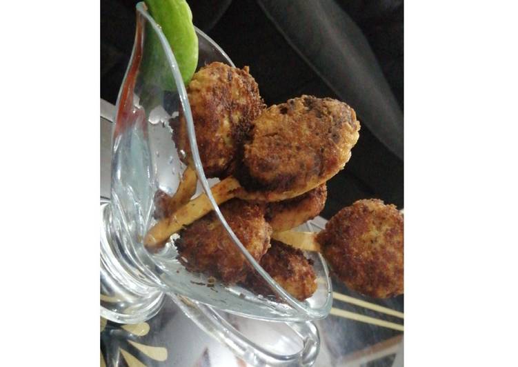 Steps to Make Favorite Chicken lollipops😀