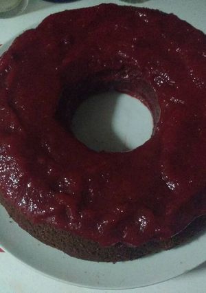 Una foto de Quequito integral con stevia, de yogurth de frutilla ligth y mermelada dulce sin azúcar