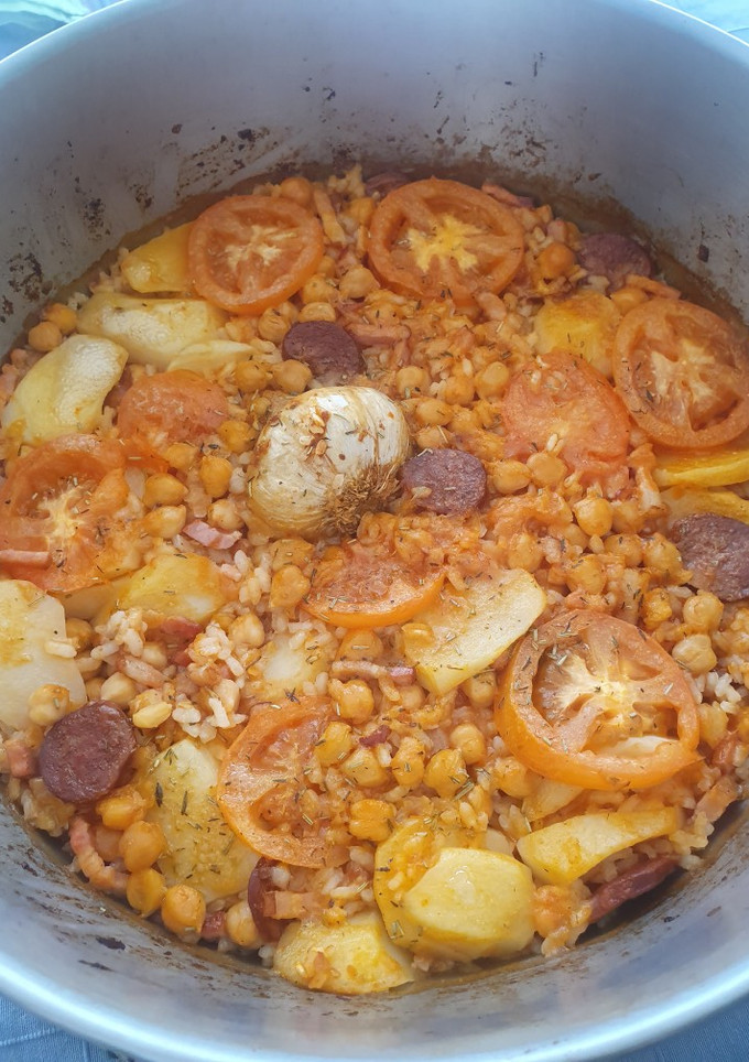 Una foto de Arroz al horno con chorizo