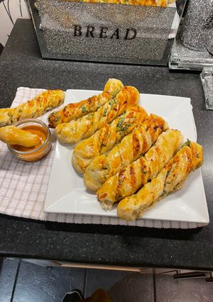 A picture of Twisted Pizza:.