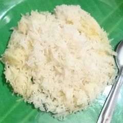 A picture of Plain rice.