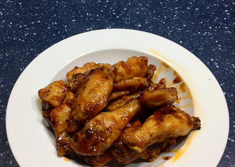 How to Prepare Super Quick Homemade Buffalo chicken wings