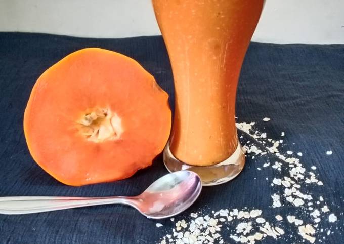 Papaya Oats Banana Smoothie