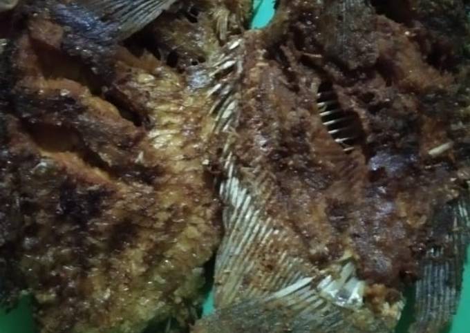 Ikan laut goreng