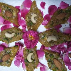 Mango Pak(burfi) A picture of Mango Pak(burfi).