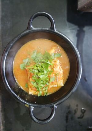 A picture of Papad roll sabji with leftover potato.