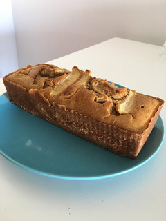 Una foto de Bizcocho de manzana con canela saludable
