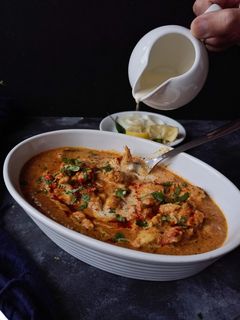 बटर चिकन(butter chicken recipe in hindi) रेसिपी मुख्य फोटो