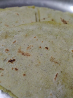 બગરું નો રોટલો(Bagru Rotlo in Gujarati) રેસીપી મુખ્ય ફોટો