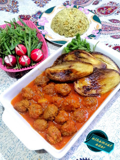 عکسی از دستور تپسی بادمجان🍆🧅🧄🥩