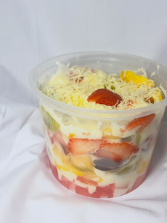 Foto resep Salad Buah Segar Kekinian 🍎🍈🍓