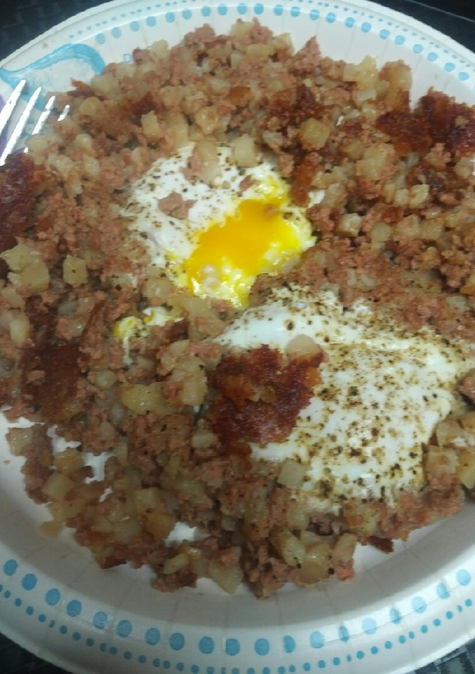 A picture of Hash and Eggs.