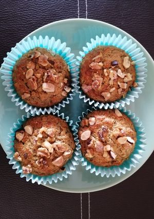 Banános muffin egyszerűen recept fotója