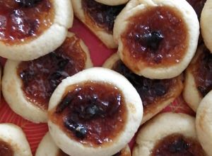 Una foto de Galletas de mantequilla y mermelada