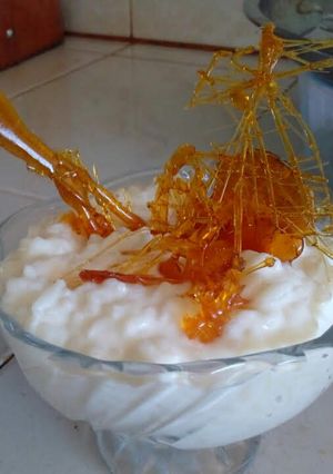 Una foto de Arroz con leche cremoso