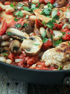 A picture of Tuscan Chicken Skillet.