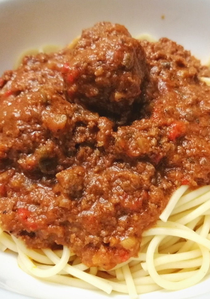 Una foto de Albóndigas en Salsa Boloñesa