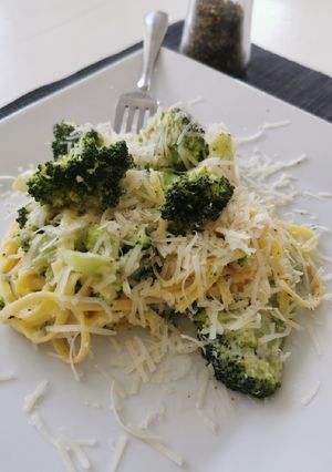 O poză a rețetei Fettuccine cu broccoli.