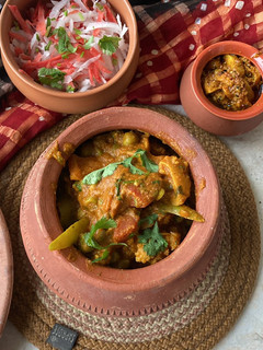 वेज दिवानी हांडी (veg diwani handi recipe in HIndi) रेसिपी मुख्य फोटो