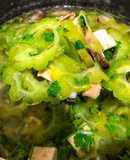Canh Khổ Qua Nấu Nấm Rơm Đậu Hũ Chay