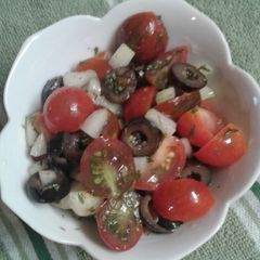Cherry Tomato Veggie Salad A picture of Cherry Tomato Veggie Salad.