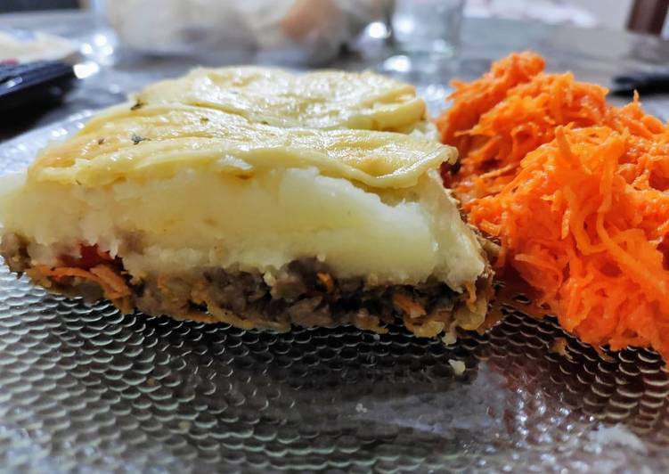 Pastel de papa vegetariano sin huevo, de lentejas