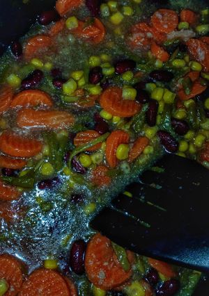 A picture of Crock-Pot creamy mixed veggies.