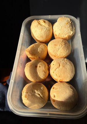 Una foto de Pan de quesos 🧀