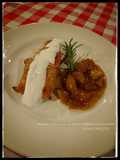 Solomillo con salsa de kéfir y compota de quinotos