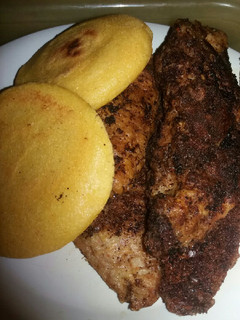 Una foto de Filet de pescado frito con cáscara de pan