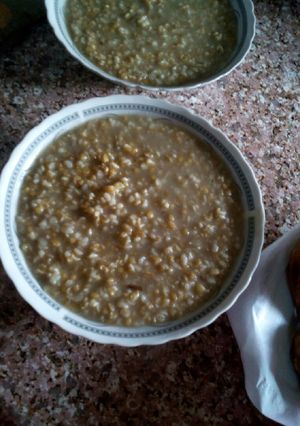 صورة لوصفة طريقة عمل شوربة الفريكة بالدجاج