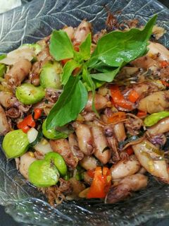 Foto resep Tumis cumi asin pete