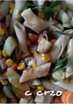 Una foto de Macarrones en ensalada