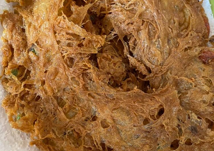 Bagaimana Membuat Telor dadar crispy Anti Gagal